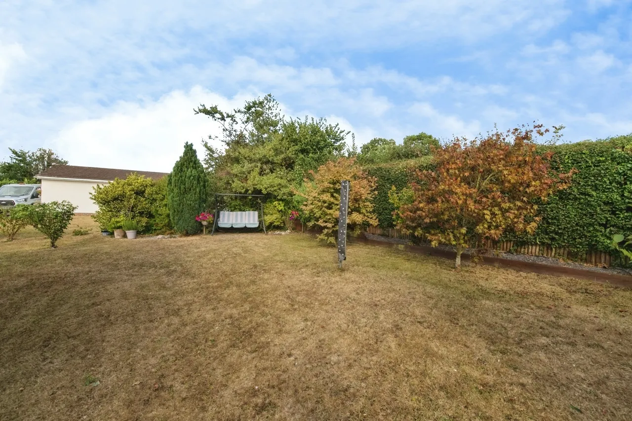 The Cedars, Otter Valley Park, EX14, photo 16