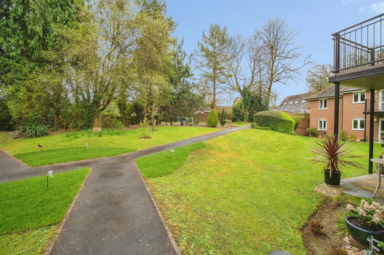 Culliford Road North, Dorchester, photo 11