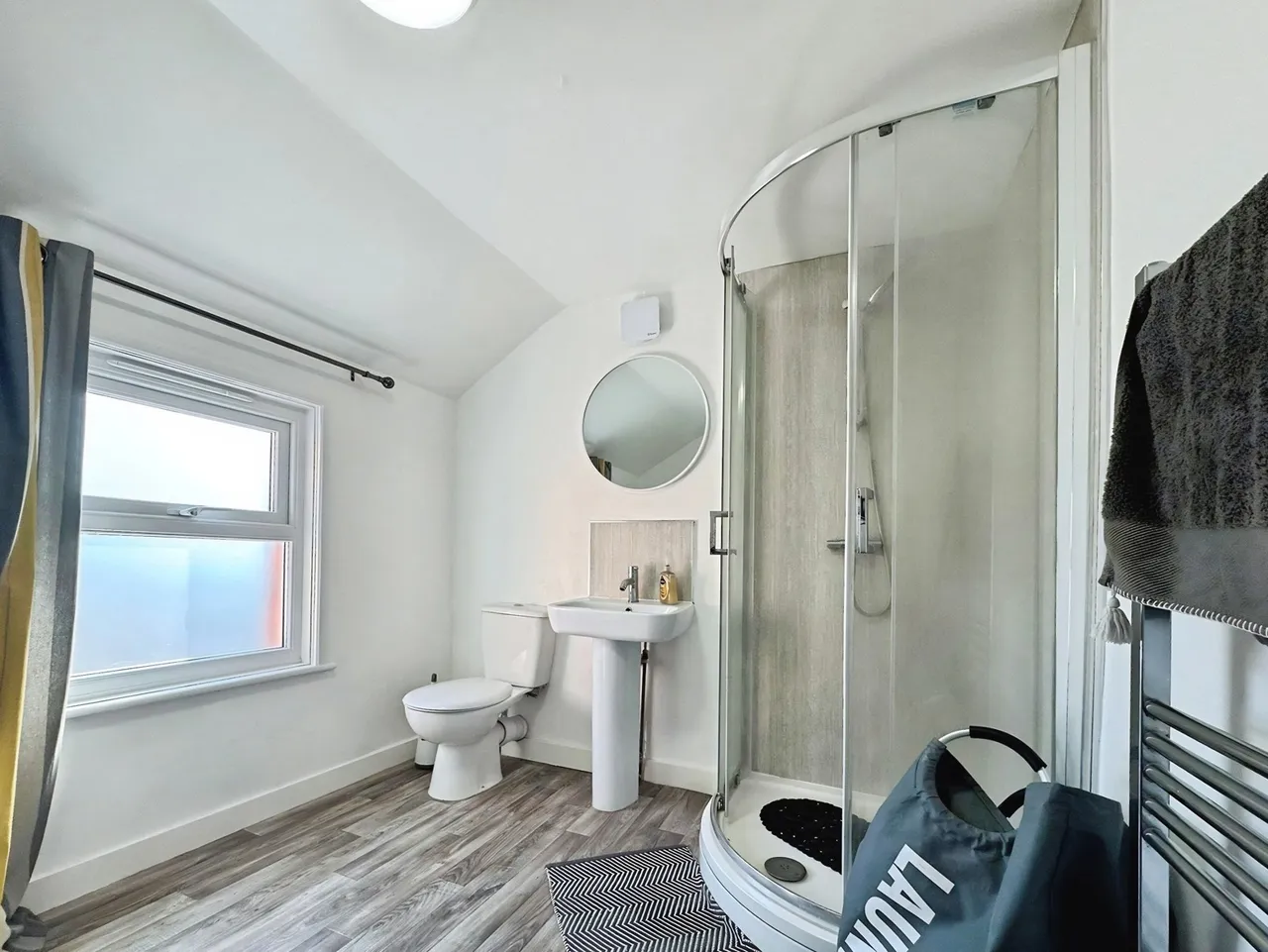 Watchetts Road, Camberley, GU15, photo 6