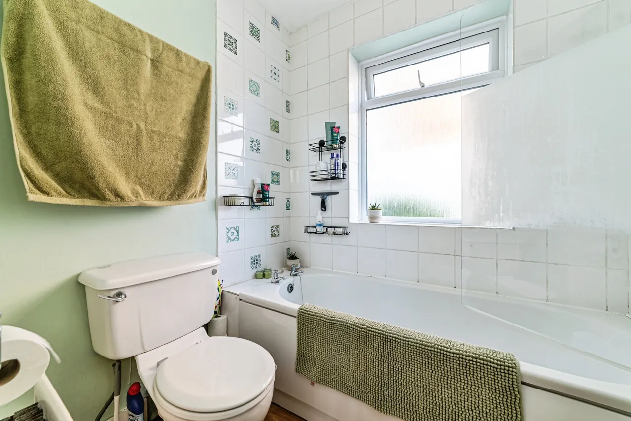 Worting Road, Basingstoke, RG21, photo 11