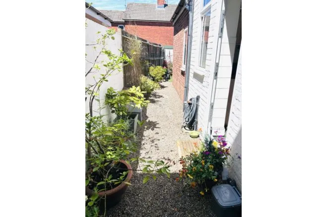 Worting Road, Basingstoke, RG21, photo 23