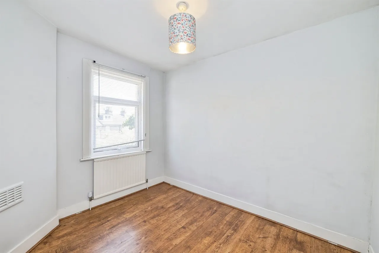 Estcourt Road, Watford, photo 10