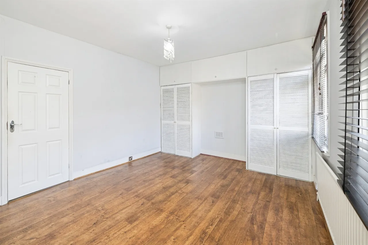 Estcourt Road, Watford, photo 9