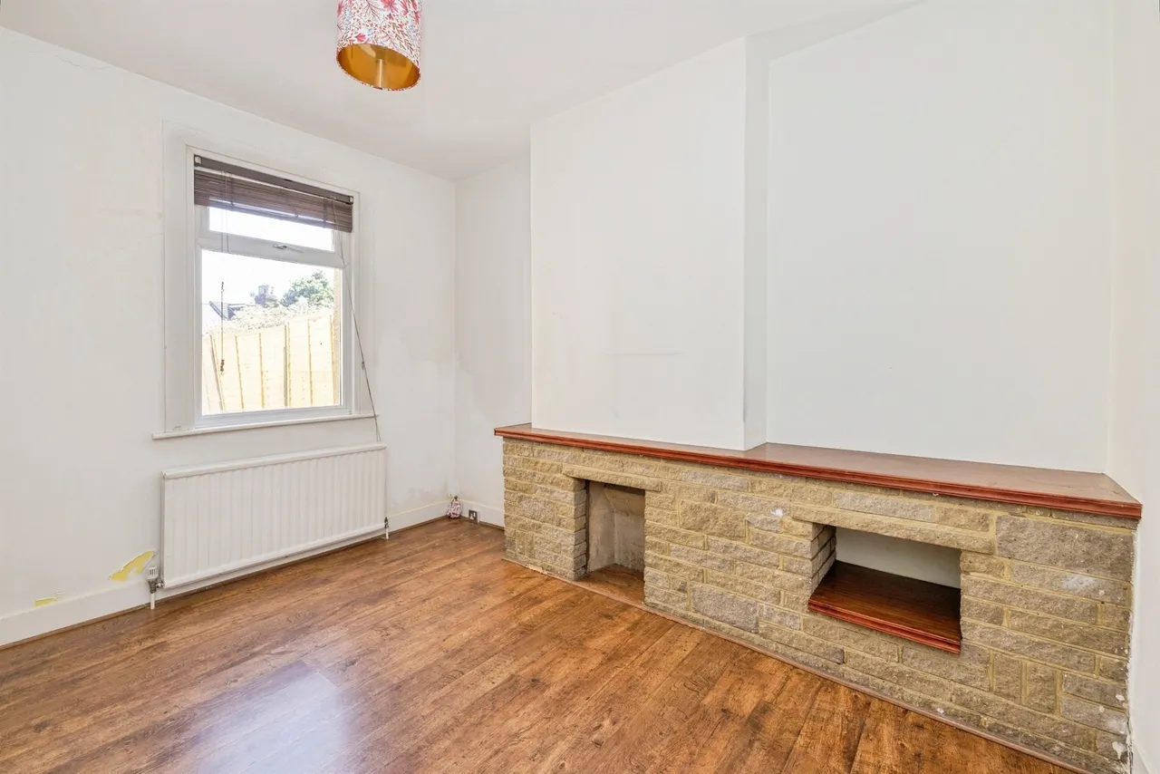 Estcourt Road, Watford, photo 3