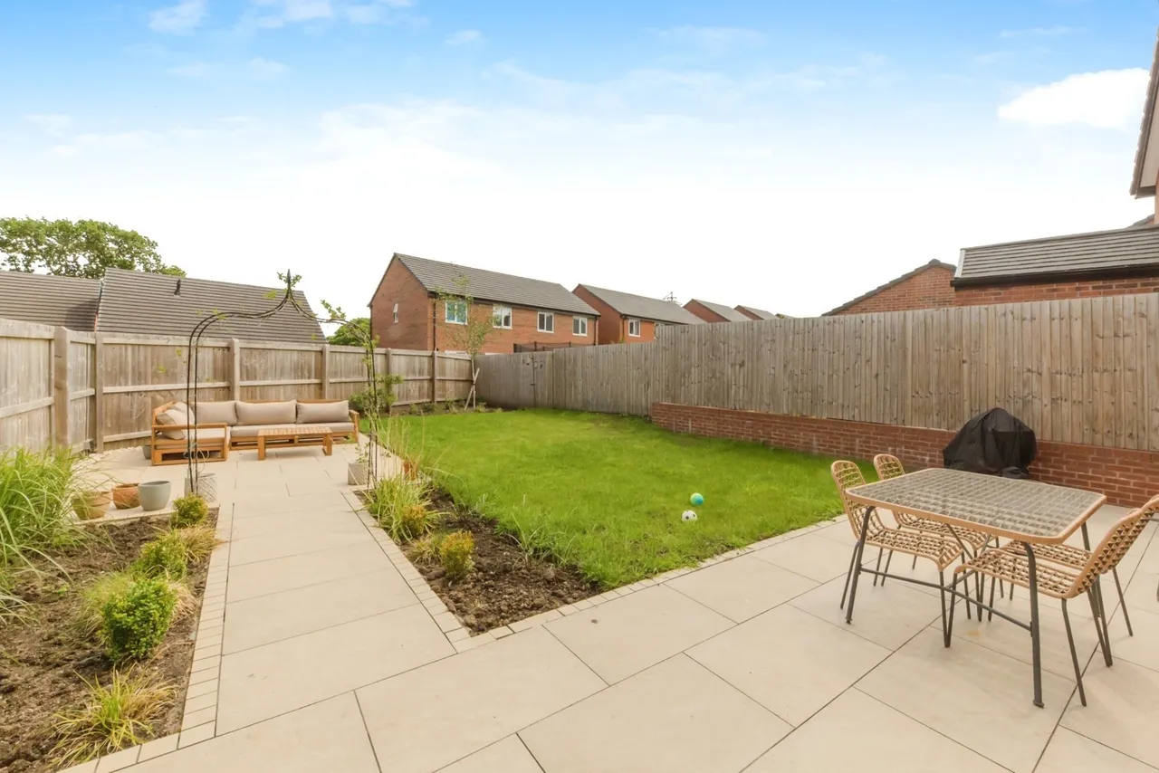 Taylor Road, CREWE, Cheshire, CW2, photo 17