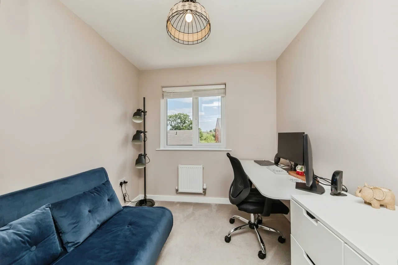 Taylor Road, CREWE, Cheshire, CW2, photo 15