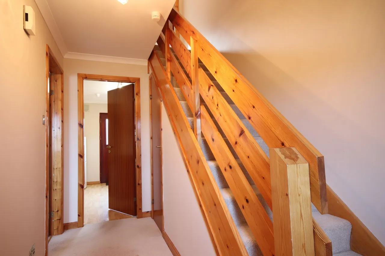 Springfield Drive, Elgin, IV30, photo 2