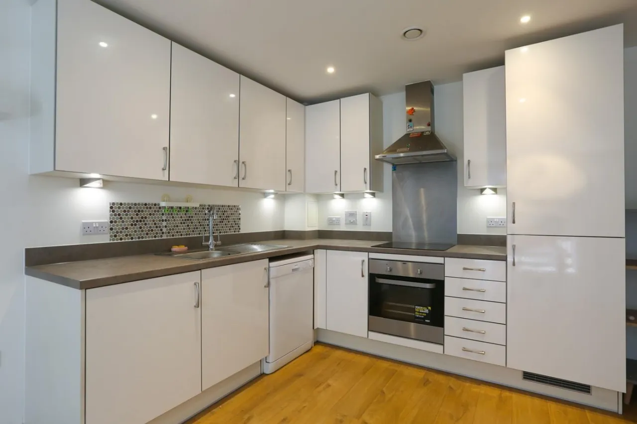 1 bed flat for sale — Broome Way, London, SE5