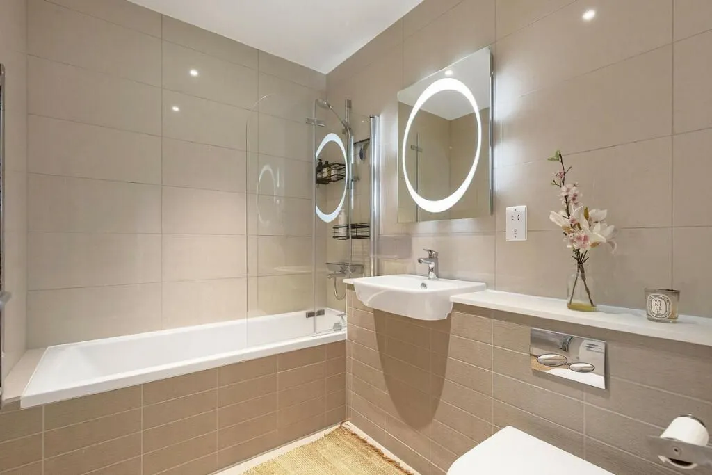 Grove House, London Road, TW7, photo 4