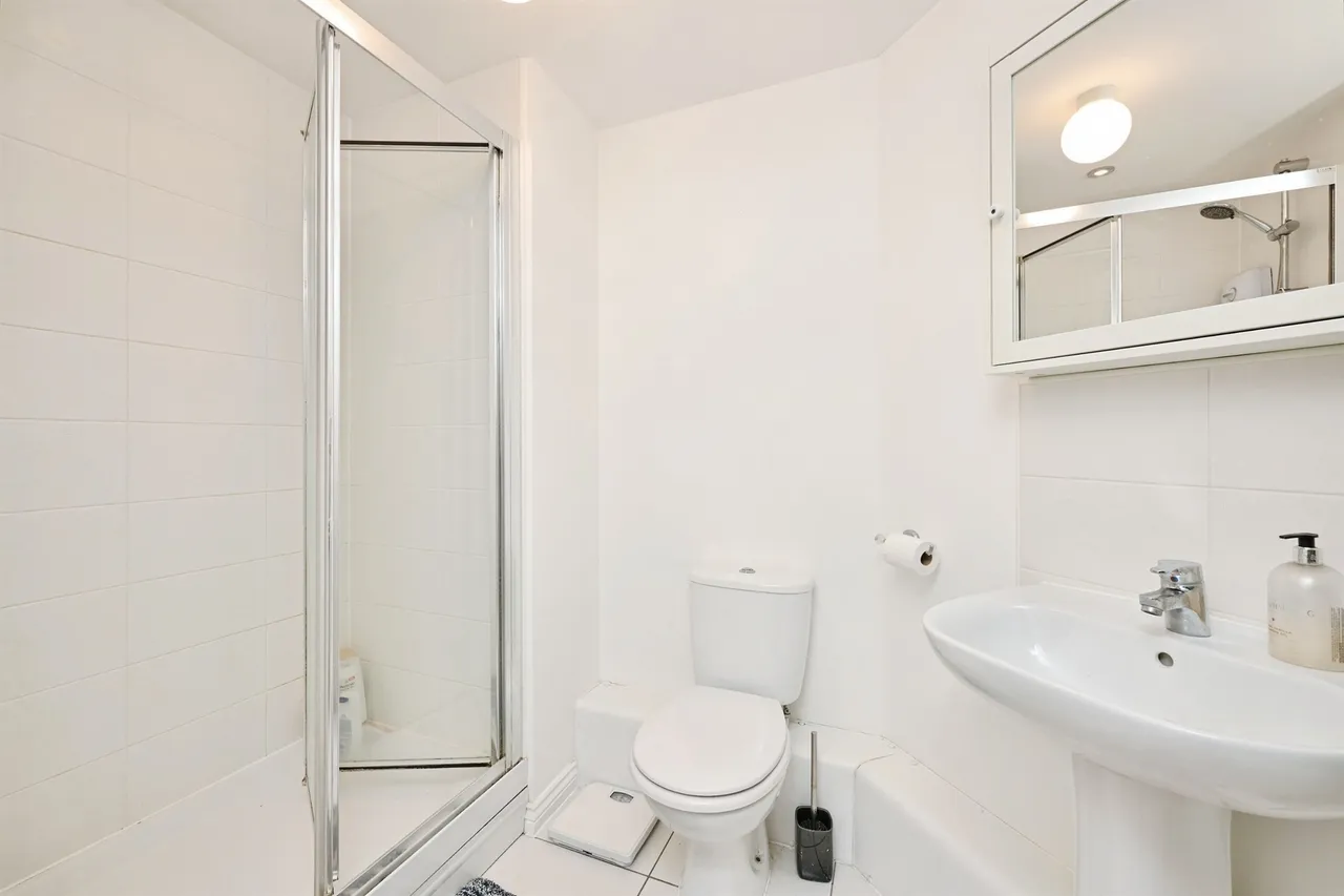 Buttercup Avenue, St. Neots, PE19, photo 8