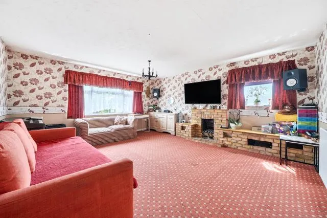 Rixman Close, Maidenhead, SL6, photo 5