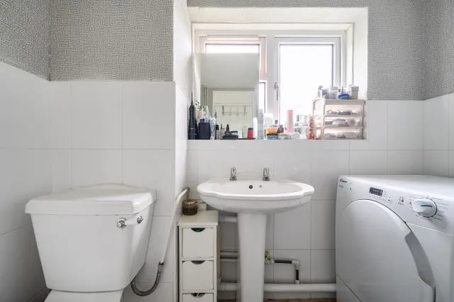 Rixman Close, Maidenhead, SL6, photo 15