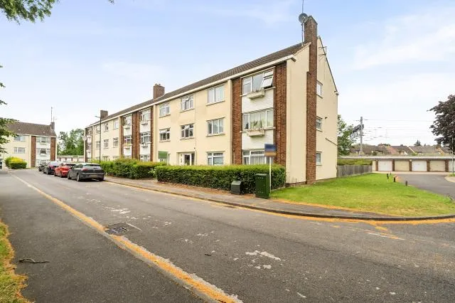 2 bed flat for sale, Rixman Close, Maidenhead, SL6