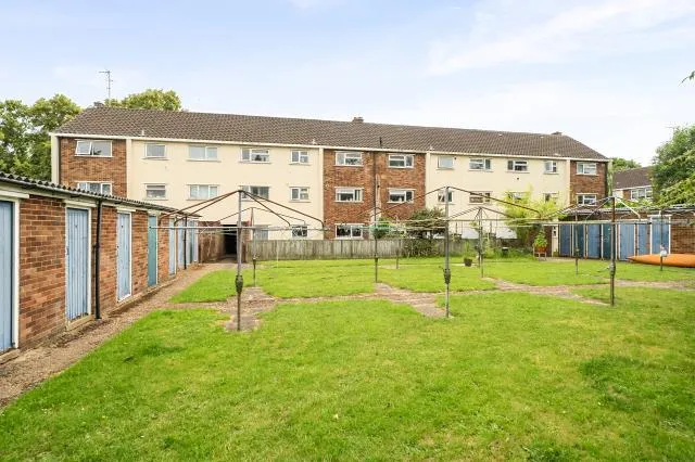 Rixman Close, Maidenhead, SL6, photo 18