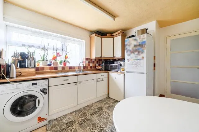 Rixman Close, Maidenhead, SL6, photo 2
