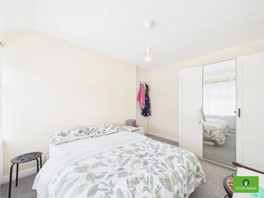 Rosebank Avenue, Hornchurch, Essex, RM12, photo 11