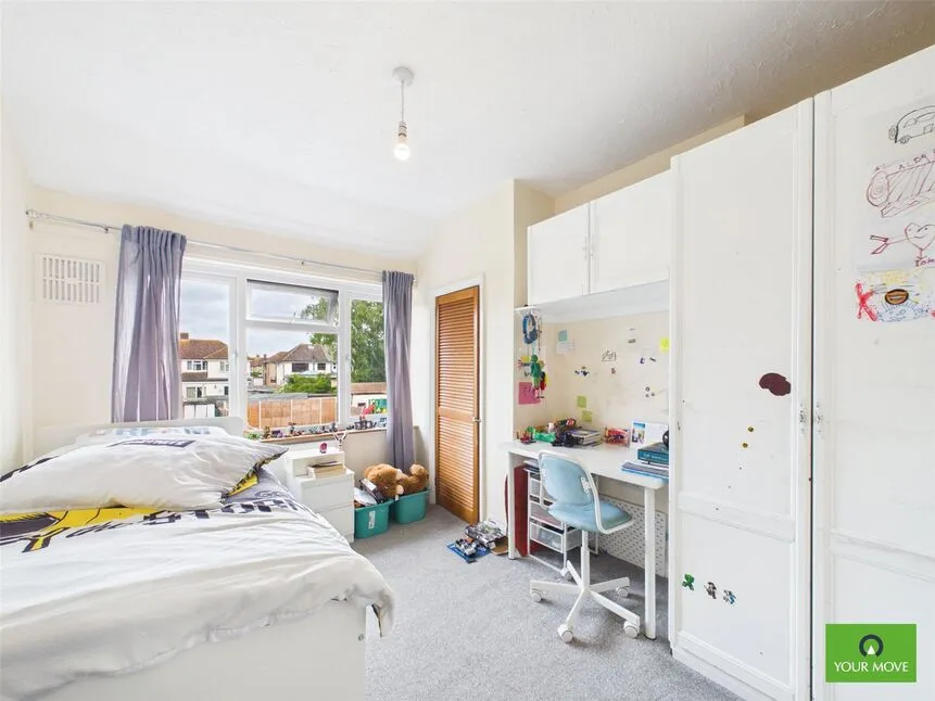 Rosebank Avenue, Hornchurch, Essex, RM12, photo 8