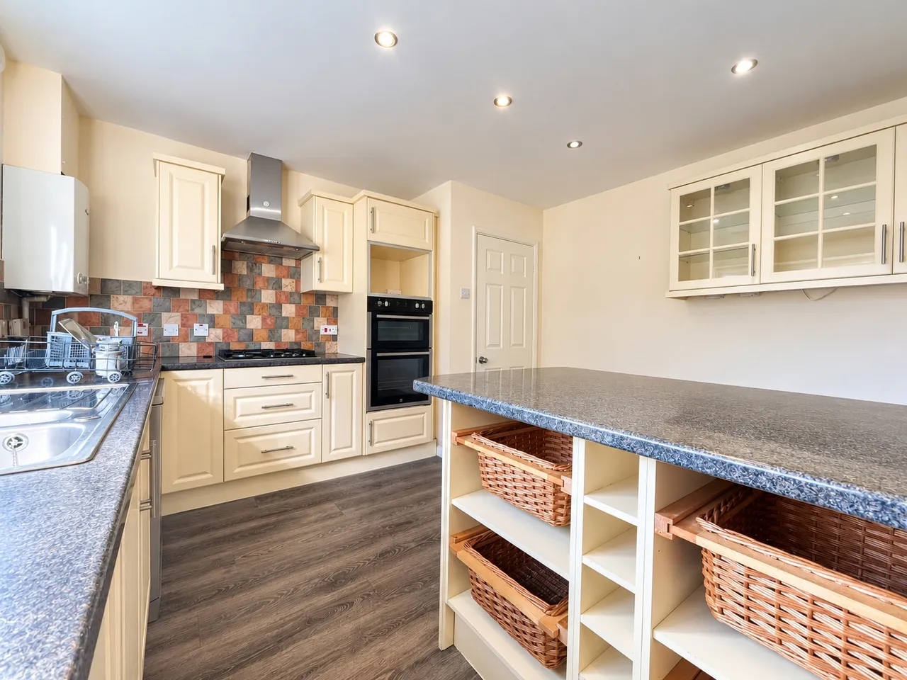 Merrington Close, Solihull, B91, photo 4