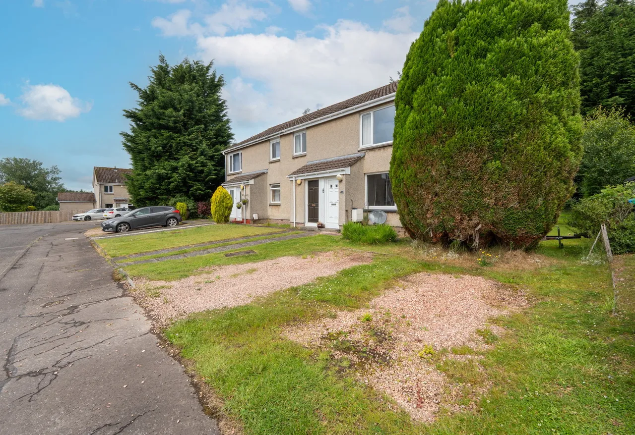 Lennox Court, Glenrothes, KY6 3PP, photo 3