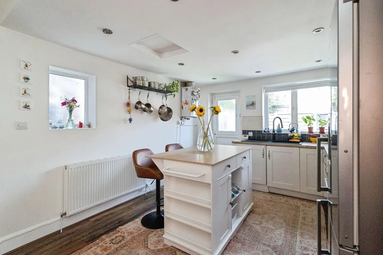Prince Edward Avenue, Denton, Manchester, Greater Manchester, M34, photo 9