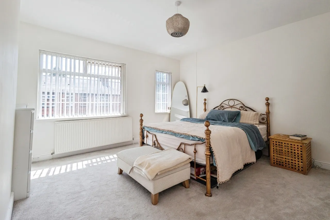 Prince Edward Avenue, Denton, Manchester, Greater Manchester, M34, photo 11