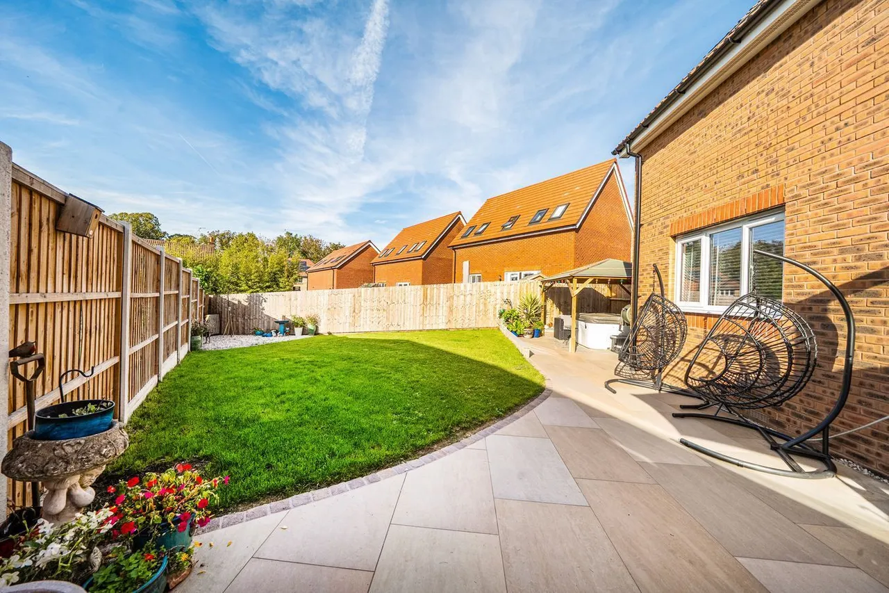 Holstein Avenue, Winscombe, BS25, photo 19