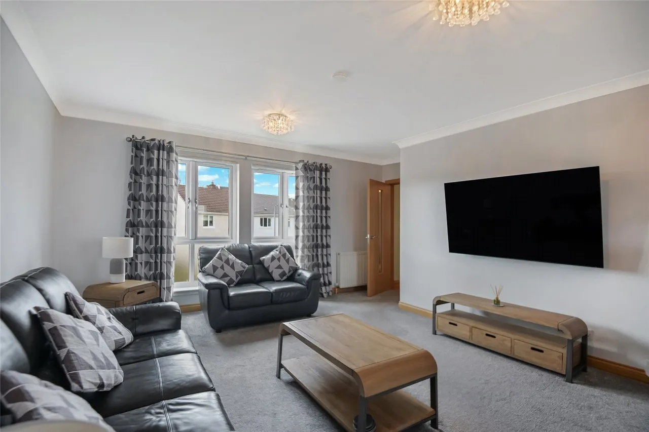 Telford Road, The Murray, East Kilbride, South Lanarkshire, G75, photo 4