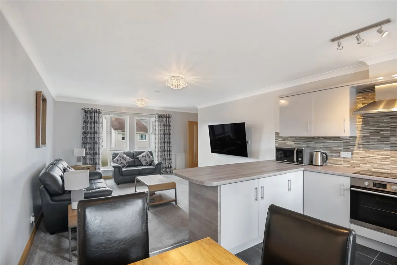 Telford Road, The Murray, East Kilbride, South Lanarkshire, G75, photo 5