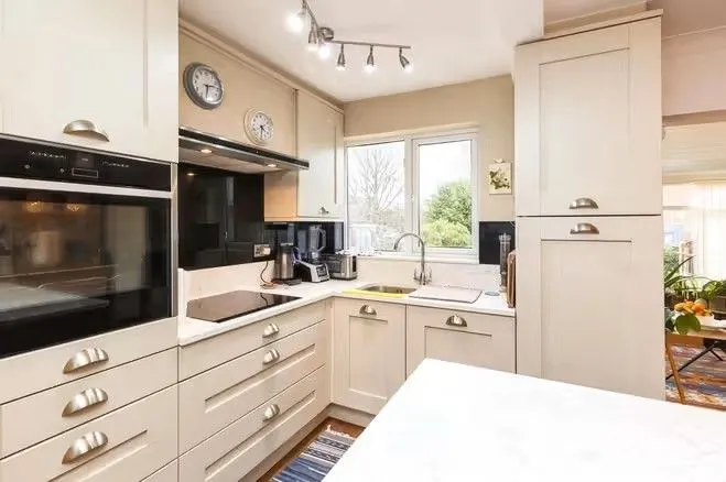 Lilac Crescent, Beeston, NG9, photo 5