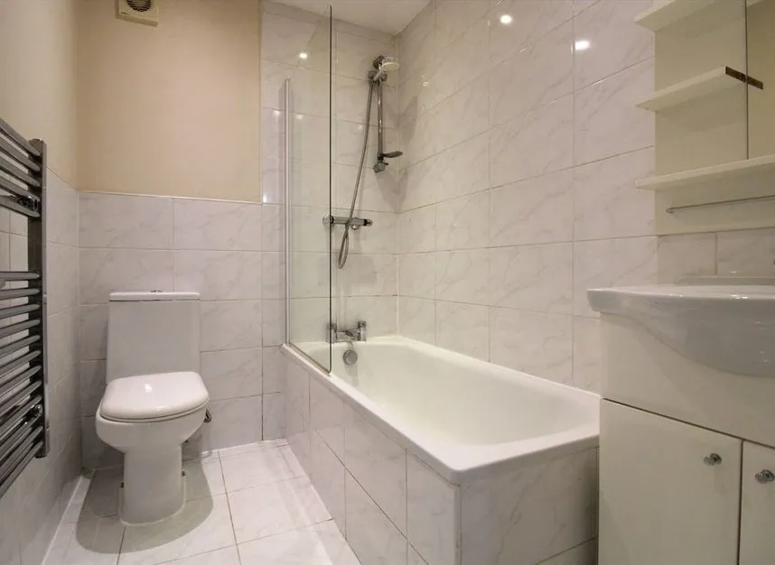 Western Avenue, Acton, W3, photo 4