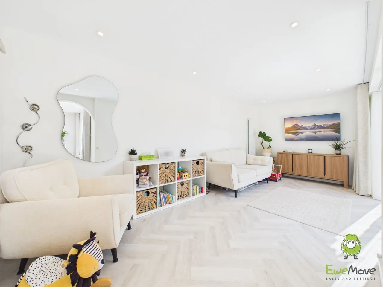 Mansard Crescent, Chineham, RG24, photo 13