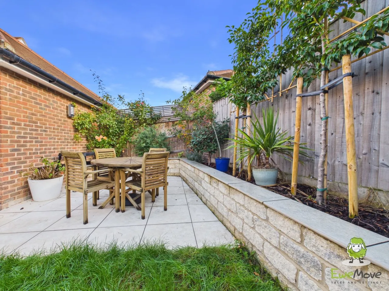 Mansard Crescent, Chineham, RG24, photo 17