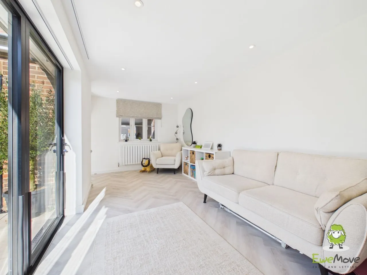 Mansard Crescent, Chineham, RG24, photo 14