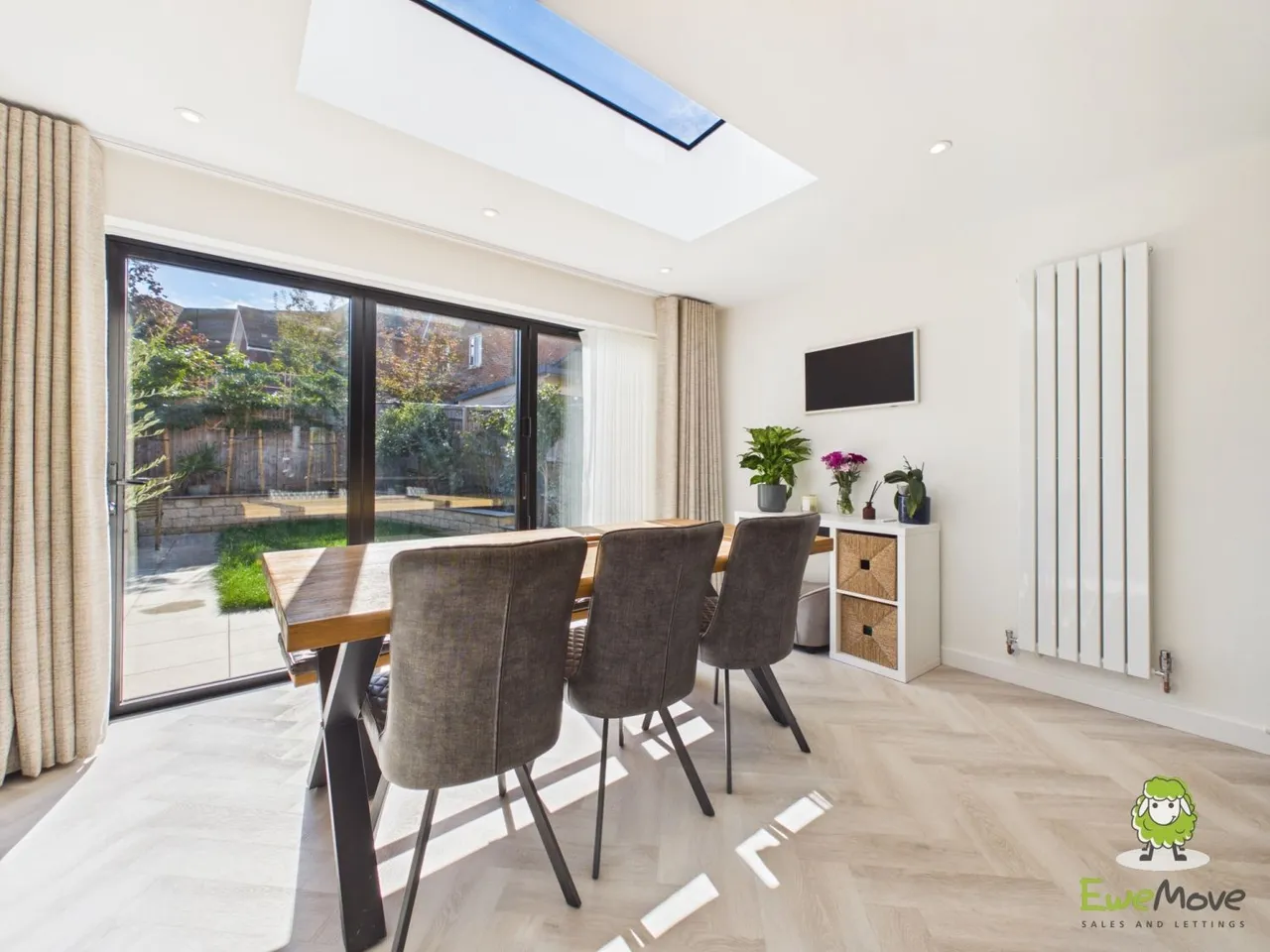 Mansard Crescent, Chineham, RG24, photo 12