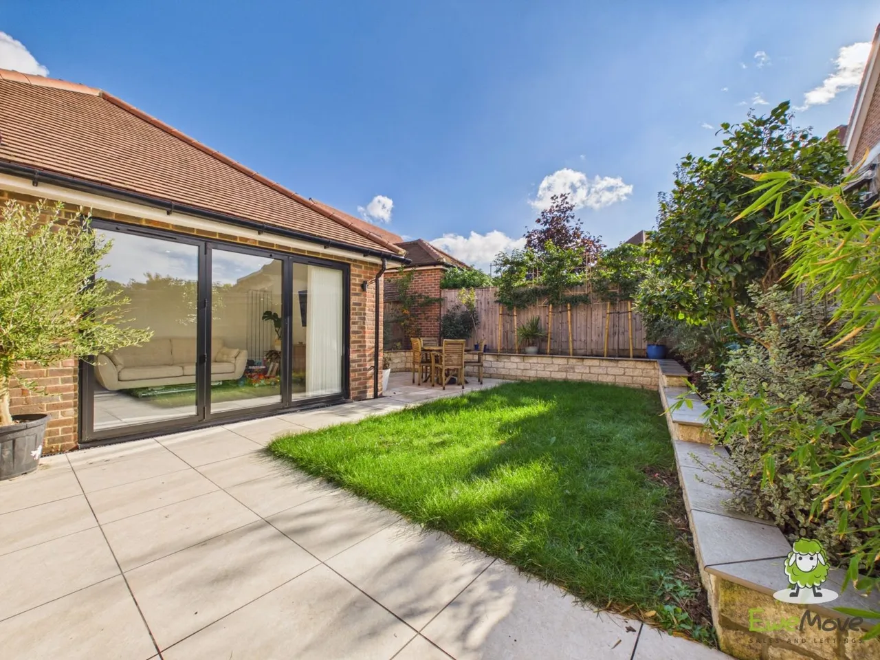 Mansard Crescent, Chineham, RG24, photo 15