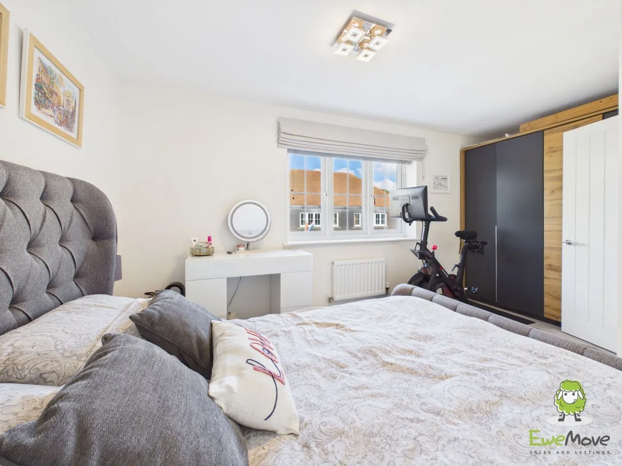 Mansard Crescent, Chineham, RG24, photo 21
