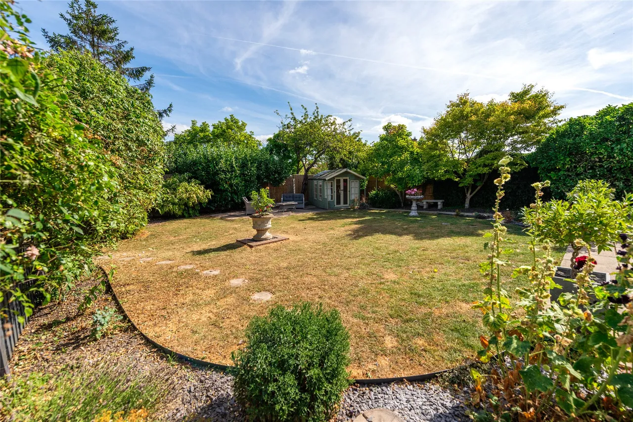 Crofts Lane, Newton Longville, MK17, photo 12