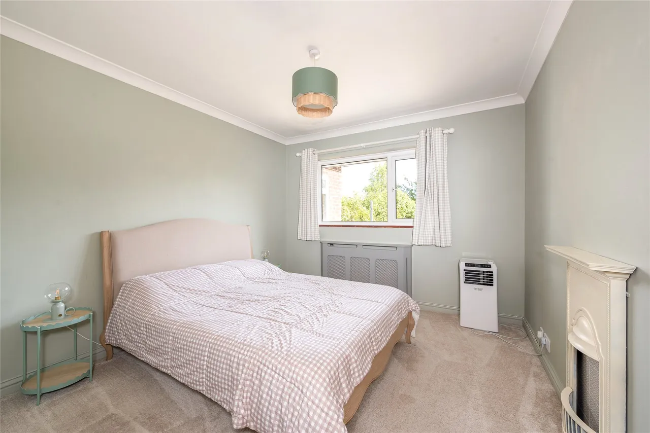 Crofts Lane, Newton Longville, MK17, photo 9