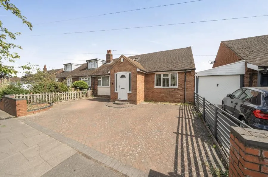 3 bed house for sale, Leagrave High Street, Luton, LU4