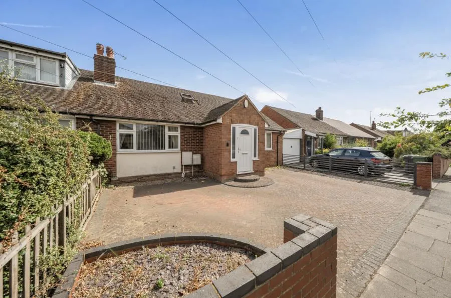 Leagrave High Street, Luton, LU4, photo 17