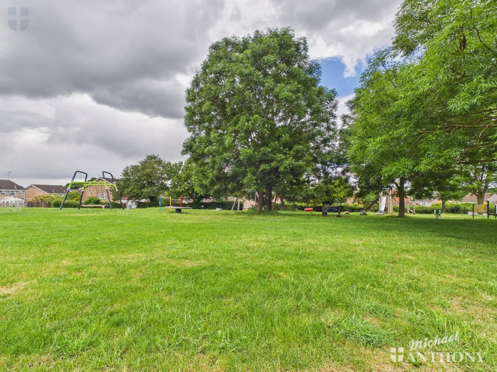 Redland Way, Aylesbury, HP21 9RJ, photo 13
