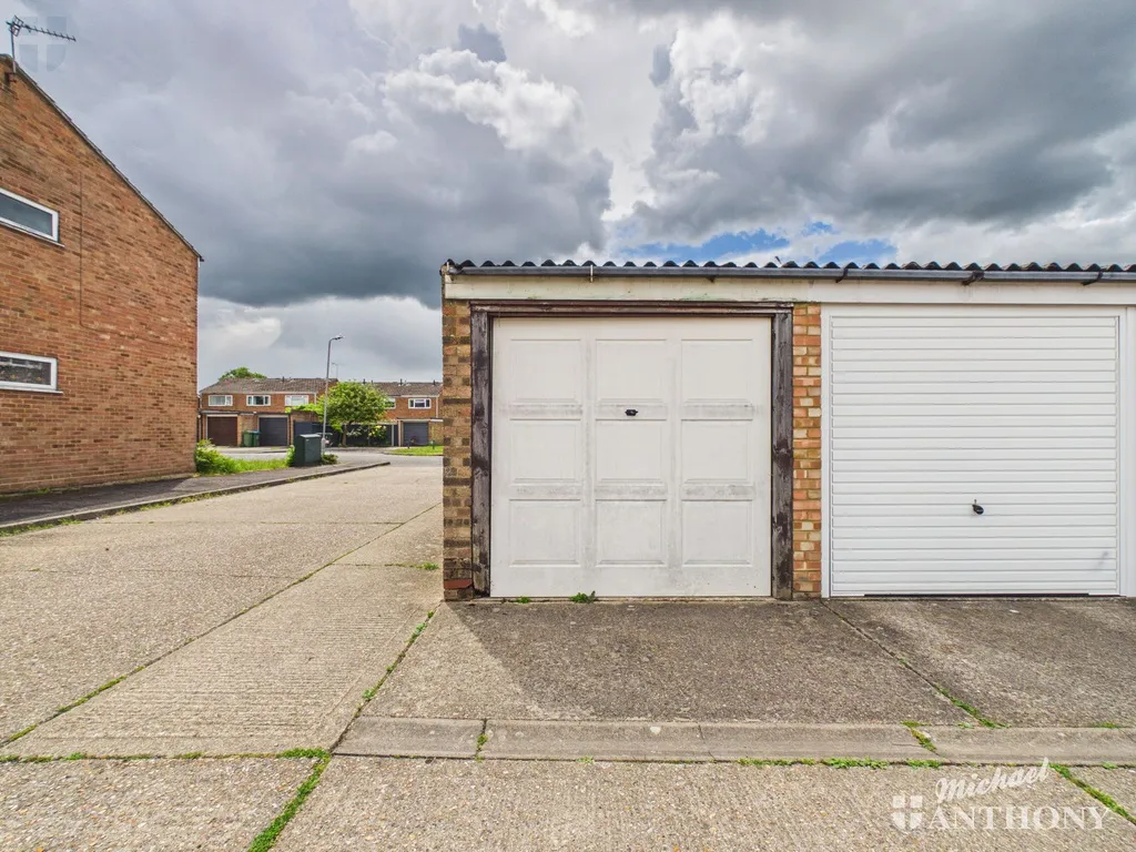 Redland Way, Aylesbury, HP21 9RJ, photo 12