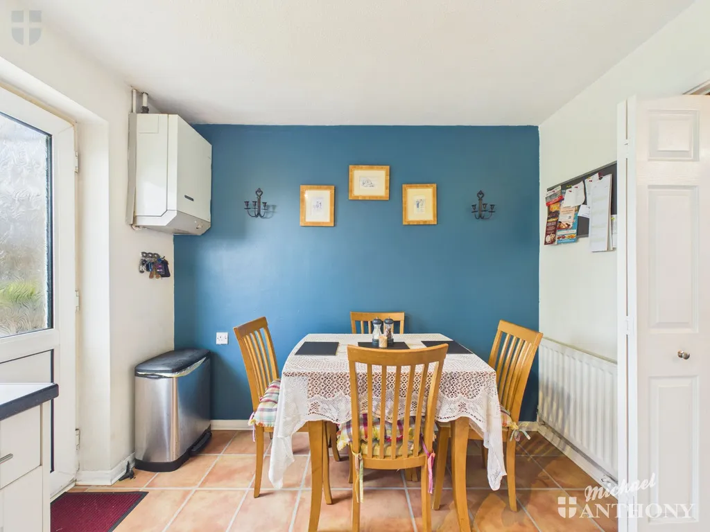 Redland Way, Aylesbury, HP21 9RJ, photo 9