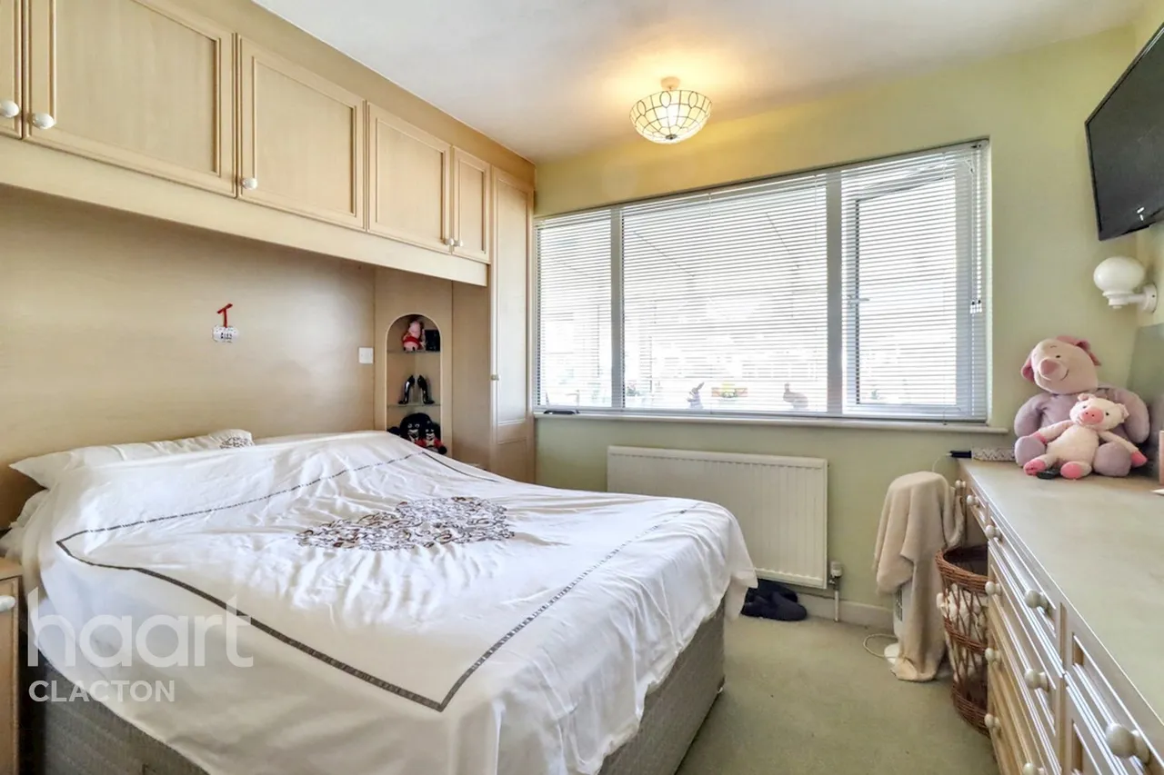 Park Square East, Clacton-On-Sea, CO15, photo 6