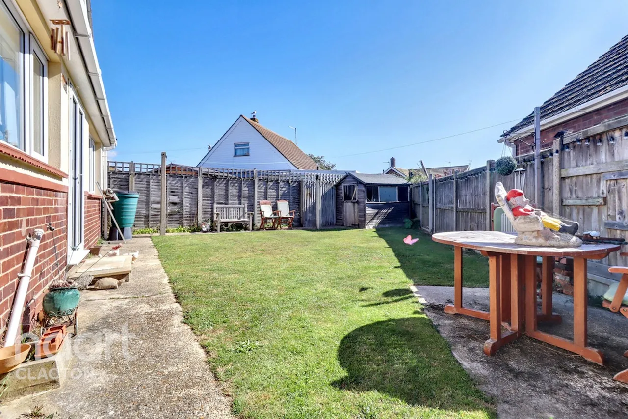 Park Square East, Clacton-On-Sea, CO15, photo 15