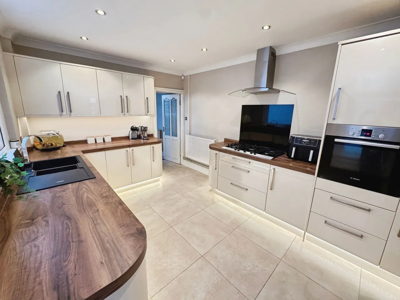 Broad Street, Port Talbot, SA13 1EW, photo 7