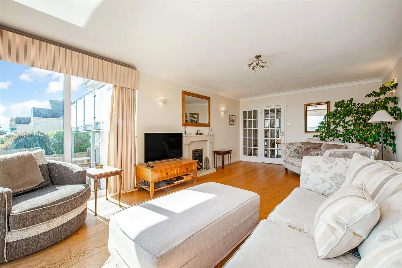 Aldwick Avenue, Aldwick, PO21, photo 8