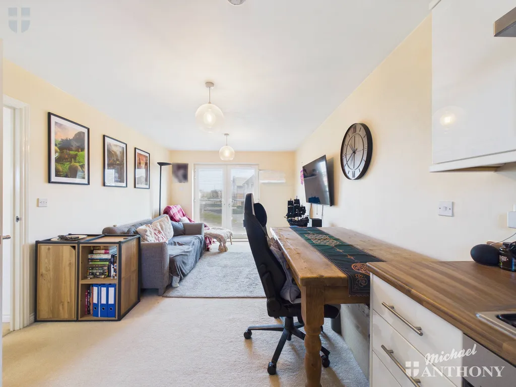 Wyatt Way, Aylesbury, HP18 0GT, photo 5