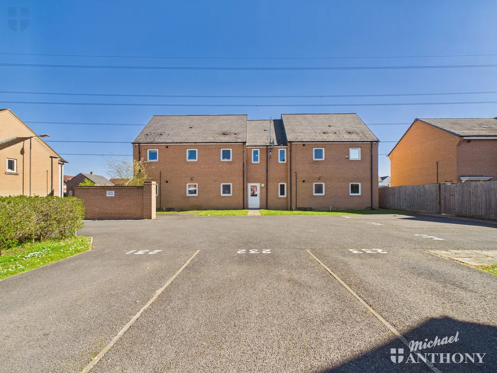 Wyatt Way, Aylesbury, HP18 0GT, photo 10