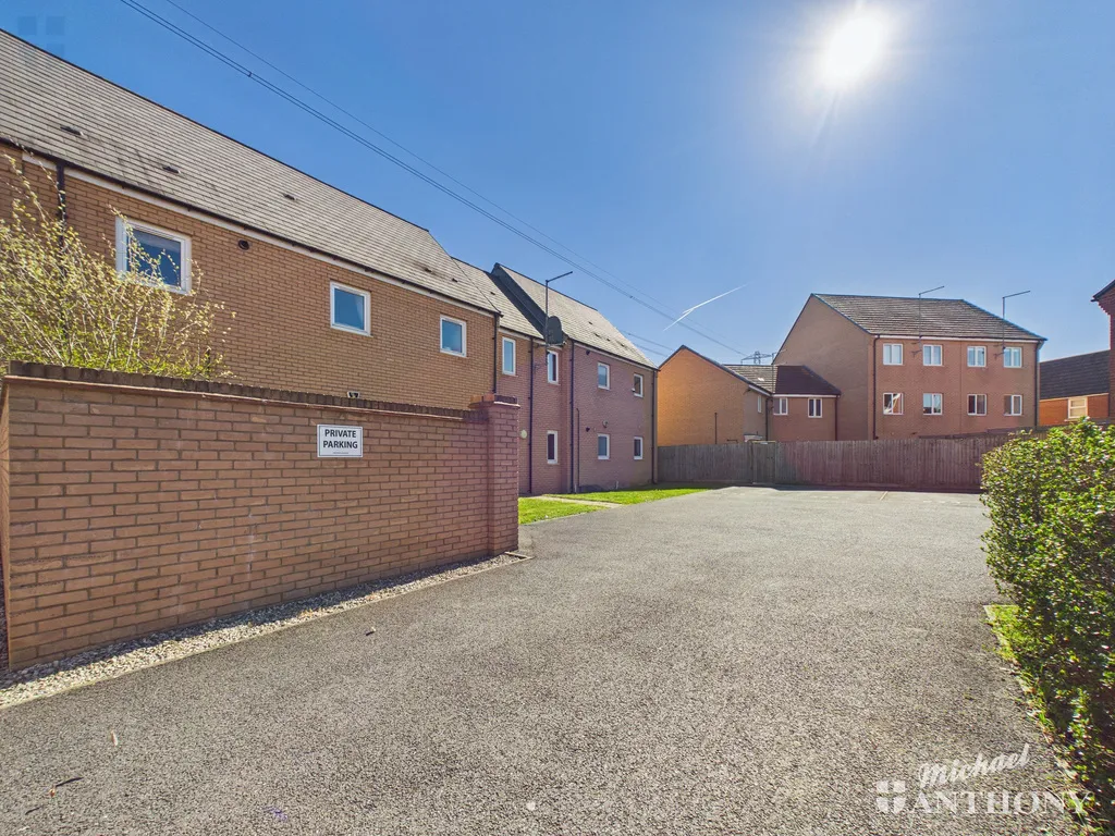 Wyatt Way, Aylesbury, HP18 0GT, photo 11